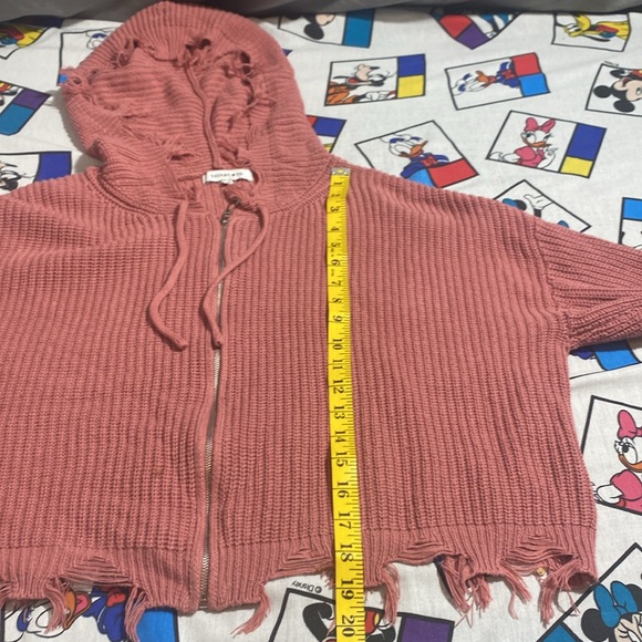 Hooked Up Oversized Cropped Knit Zipper Hoodie - Picture 10 of 11